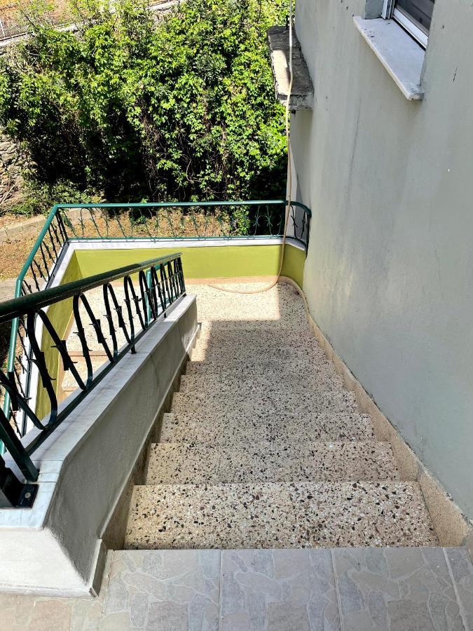 Marina'S Spacious Family Apartment カヴァラ エクステリア 写真