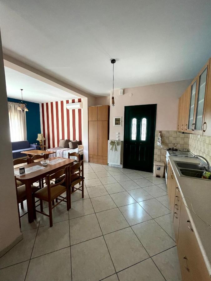 Marina'S Spacious Family Apartment カヴァラ エクステリア 写真