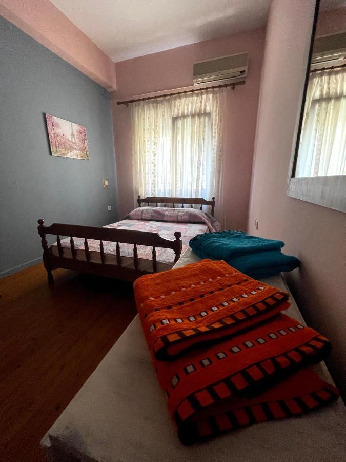 Marina'S Spacious Family Apartment カヴァラ エクステリア 写真